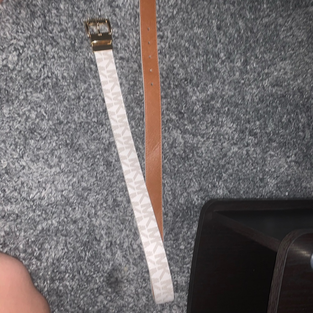 Michael Kors belt
